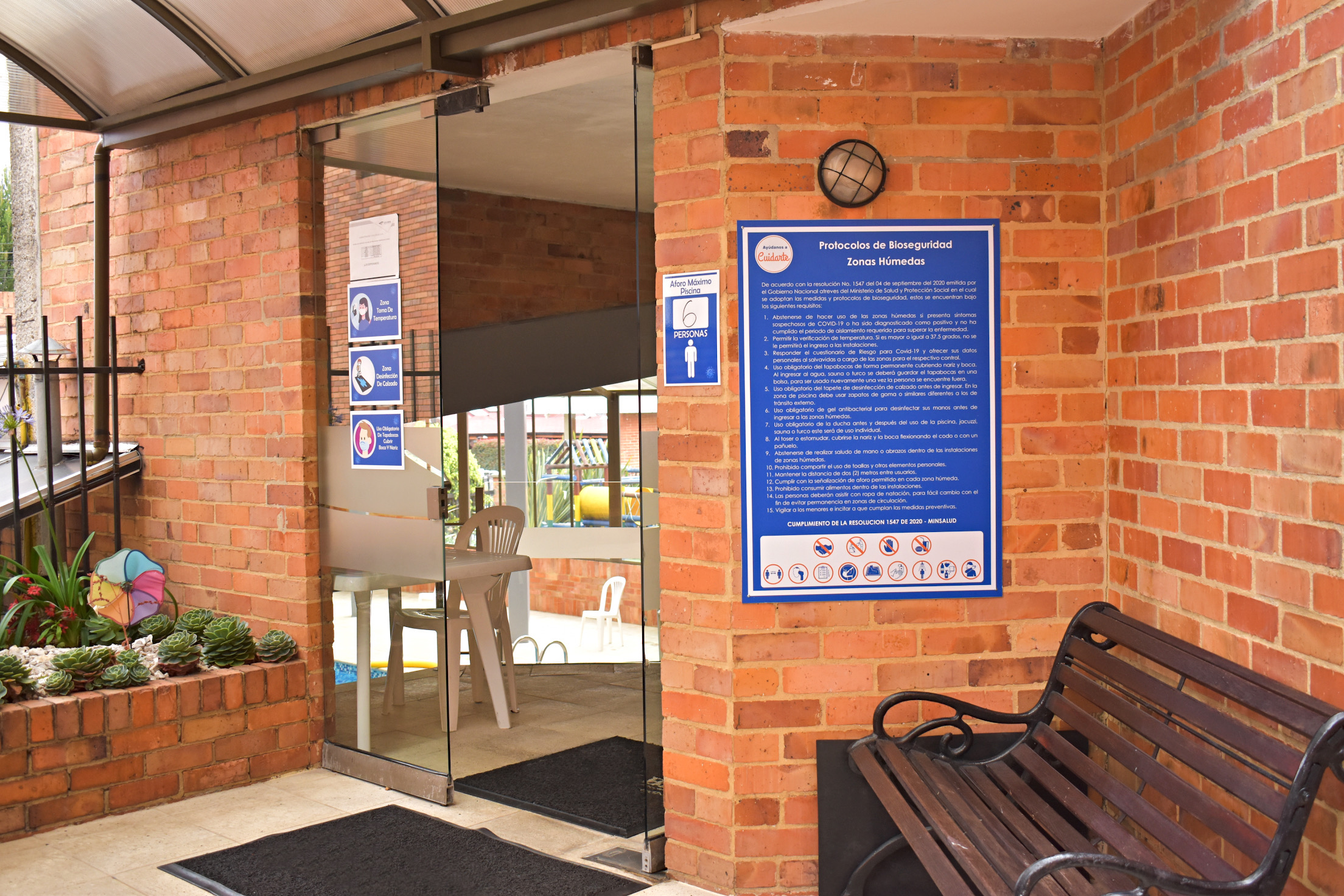 B6909B00 03A1 4322 B0F1 3565E64A70D3